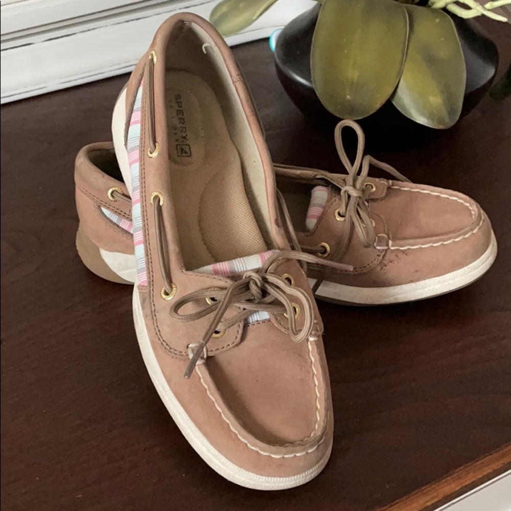 Sperry loafer